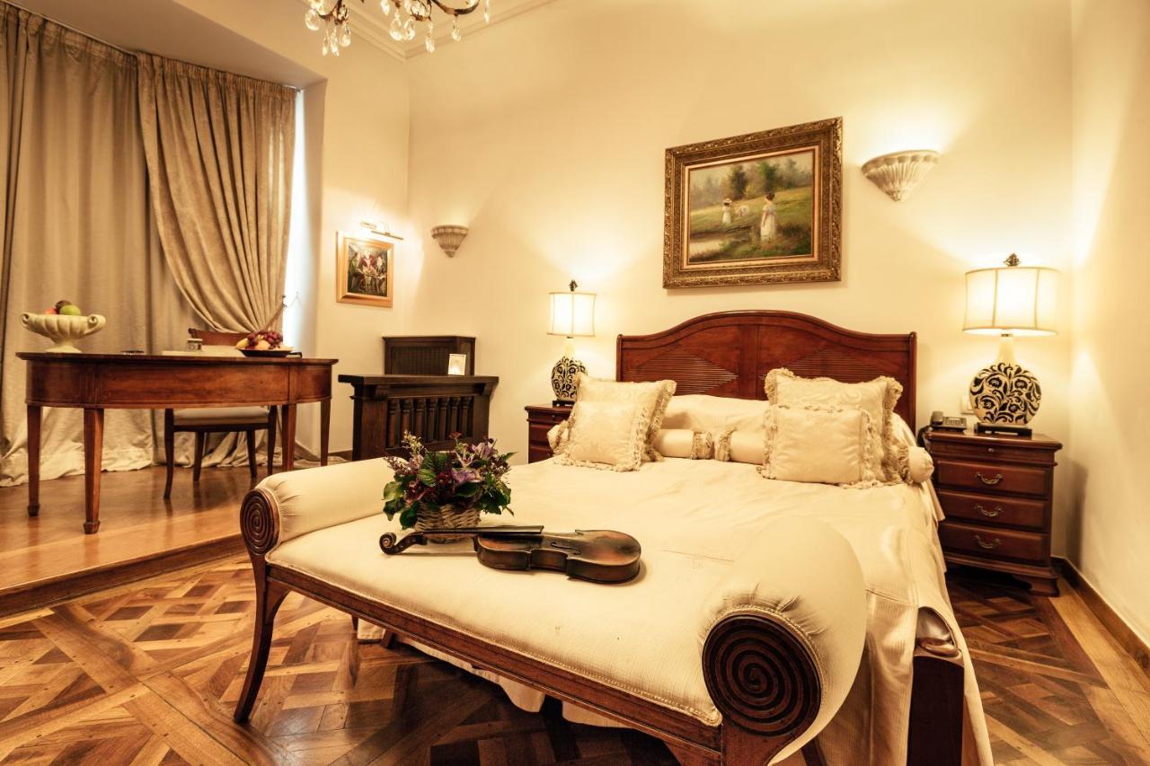 สกาล่า บูทิก-โฮเทล Hotel บูคาเรสต์ ภายนอก รูปภาพ